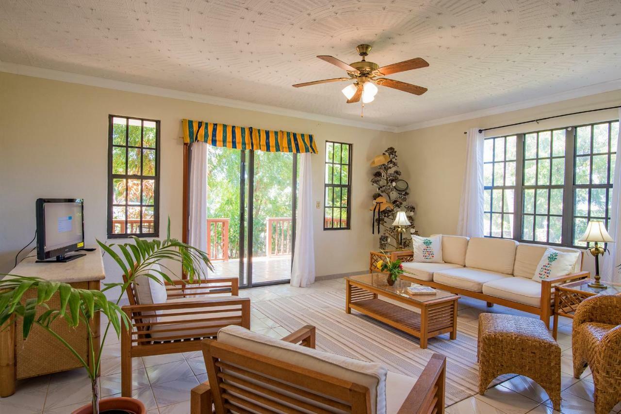 ספניש טאון Bayview Vacation Apartments מראה חיצוני תמונה