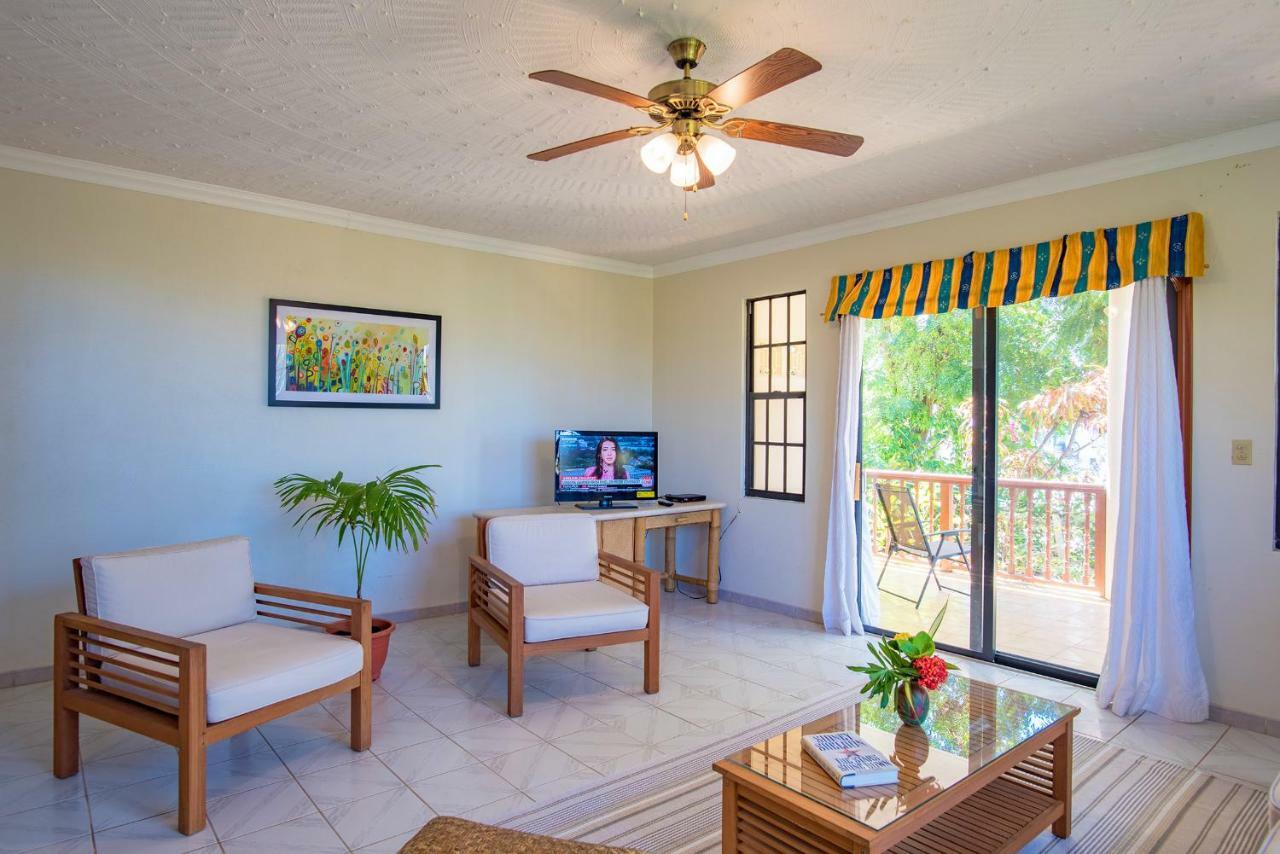ספניש טאון Bayview Vacation Apartments מראה חיצוני תמונה