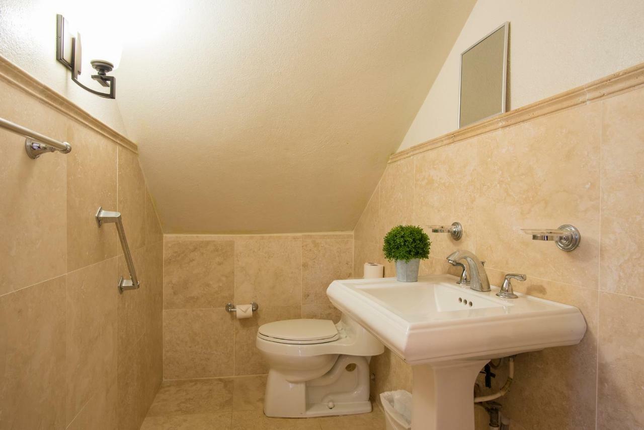 ספניש טאון Bayview Vacation Apartments מראה חיצוני תמונה